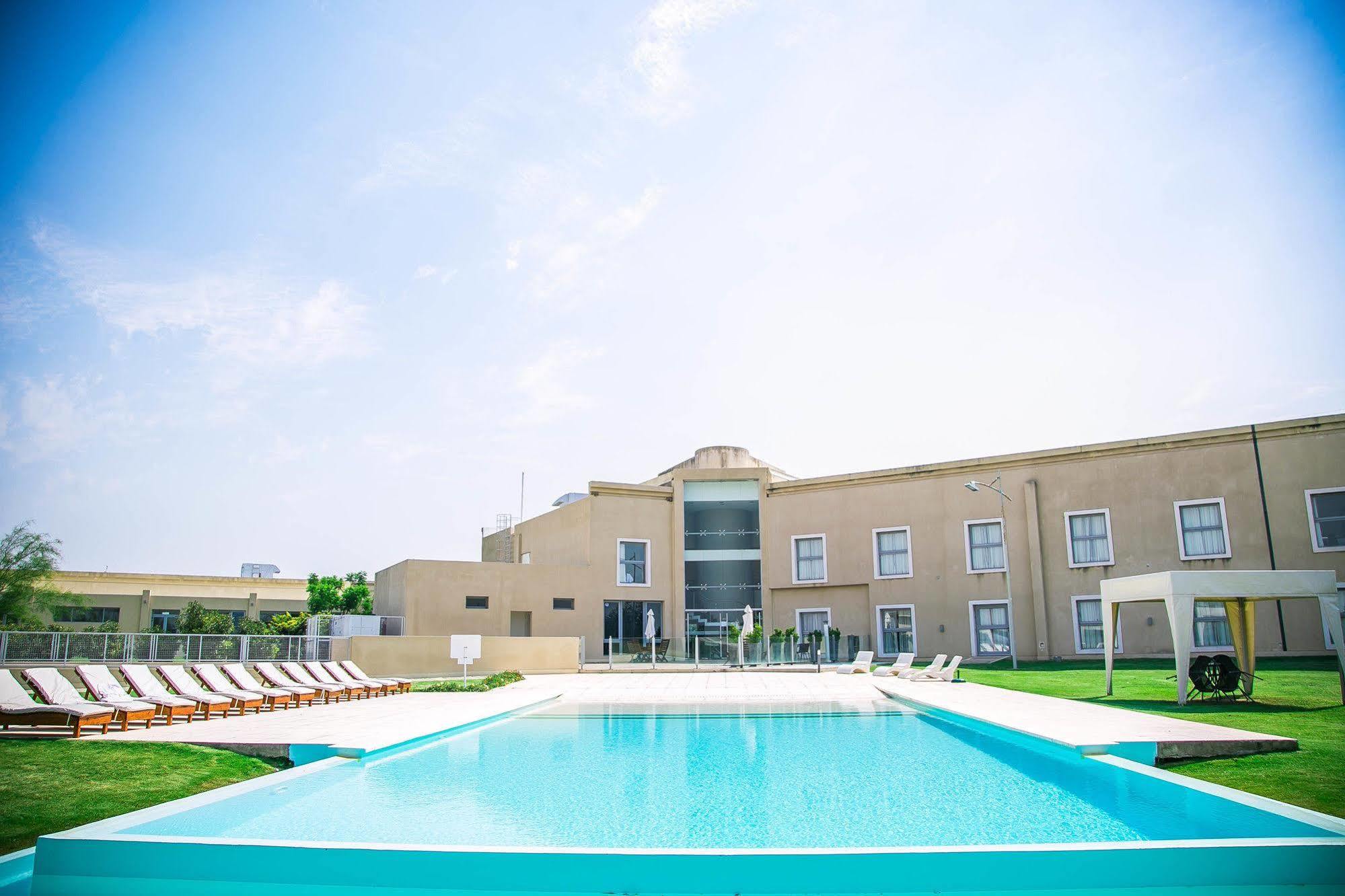 Amerian Villa Maria Park Hotel Экстерьер фото
